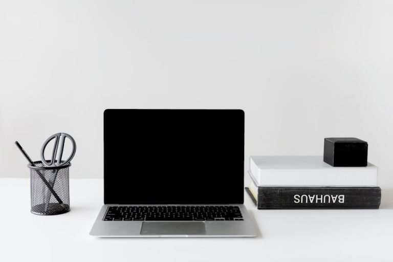Suno AI и генерация музыкальных обложек с помощью искусственного интеллекта