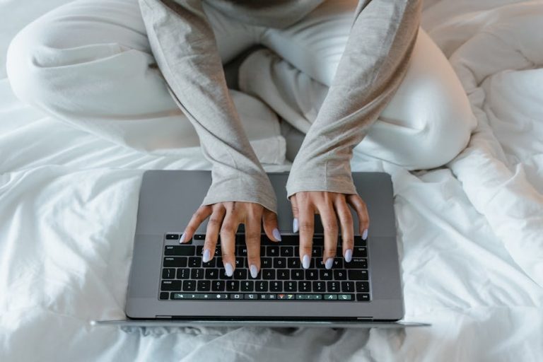 Топ 10 песен созданных с помощью Suno AI без подписки для каверов